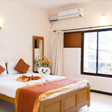 White Orchid Resort Candolim Extérieur photo