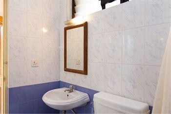 White Orchid Resort Candolim Extérieur photo